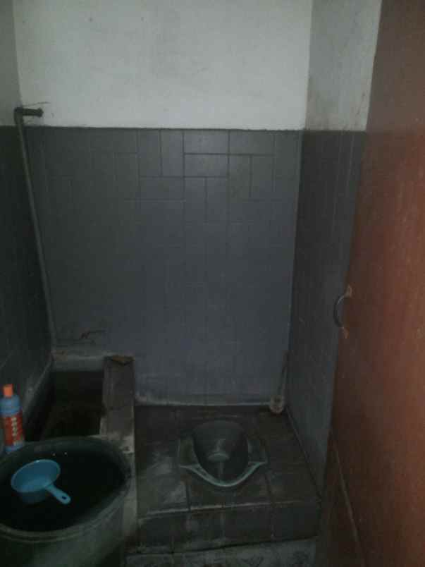 rumah tepi jalan dekat bank bni