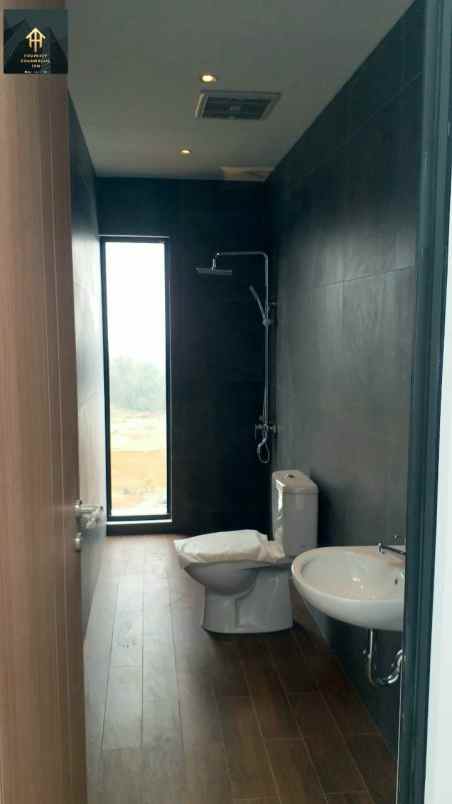 rumah villa mewah di dago kawasan sejuk kota bandung