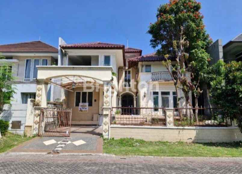 rumah villa westwood pakuwon city surabaya timur