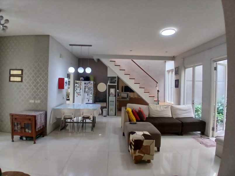 rumah wisma mukti klampis semolo siap huni