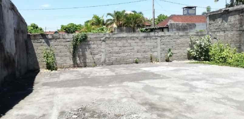 tanah 1 5 are di seminyak dekat pantai petitenget bali