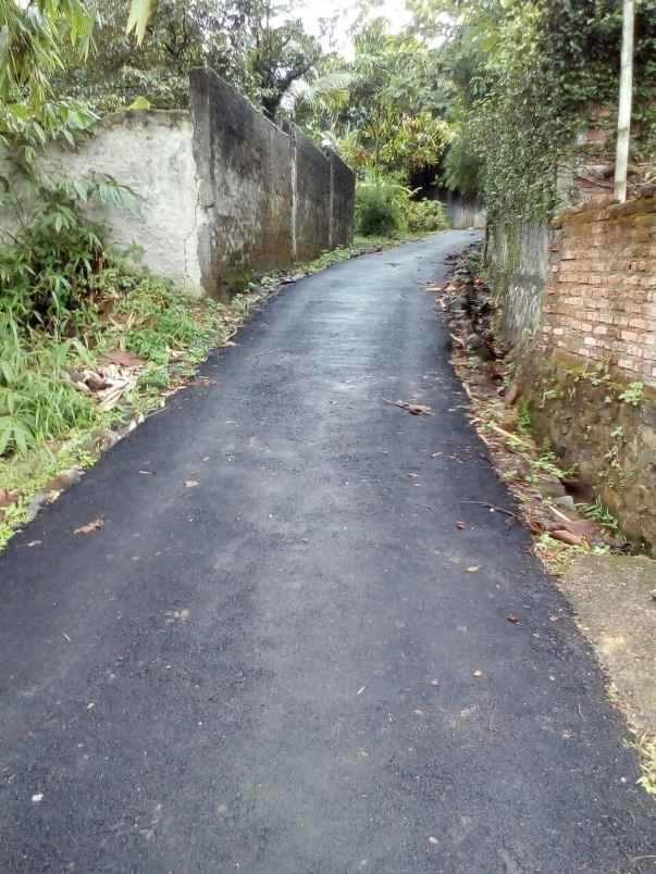 tanah di leuwiliang kabupaten bogor ada bangunan kayu