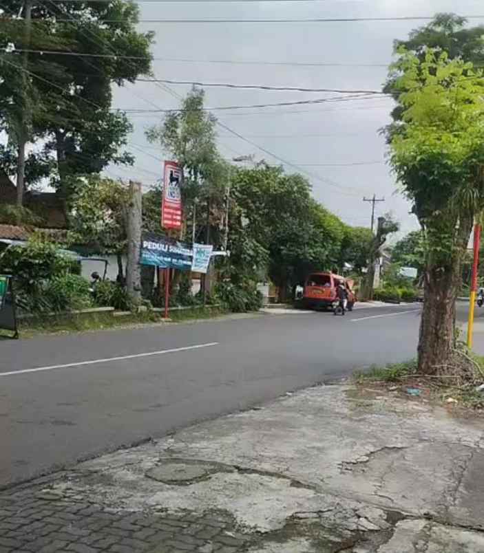 tempat usaha banyumanik semarang