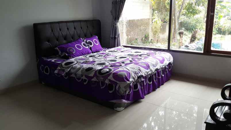 villa alamat jalan cisarua km 85