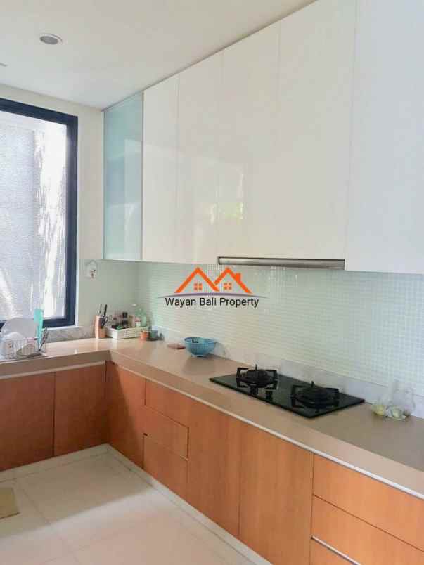 villa jalan batu belig