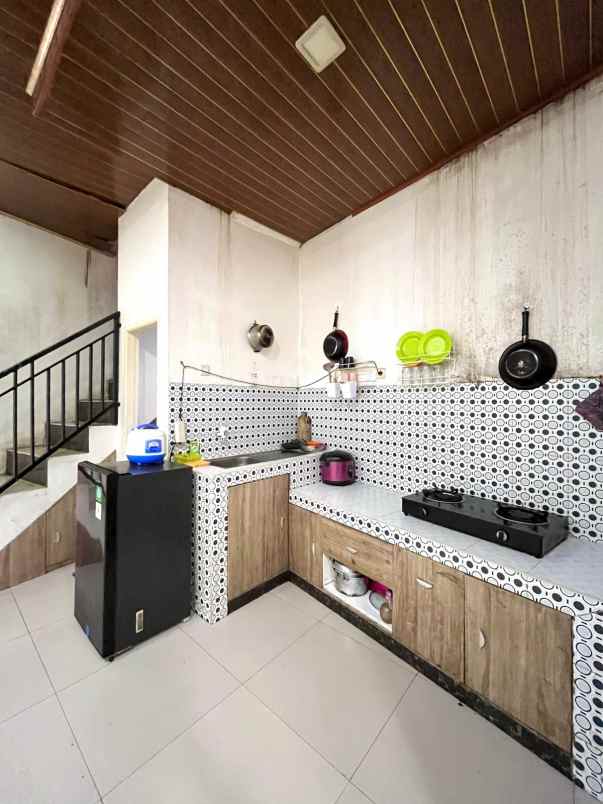 villa stadebar cisarua puncak