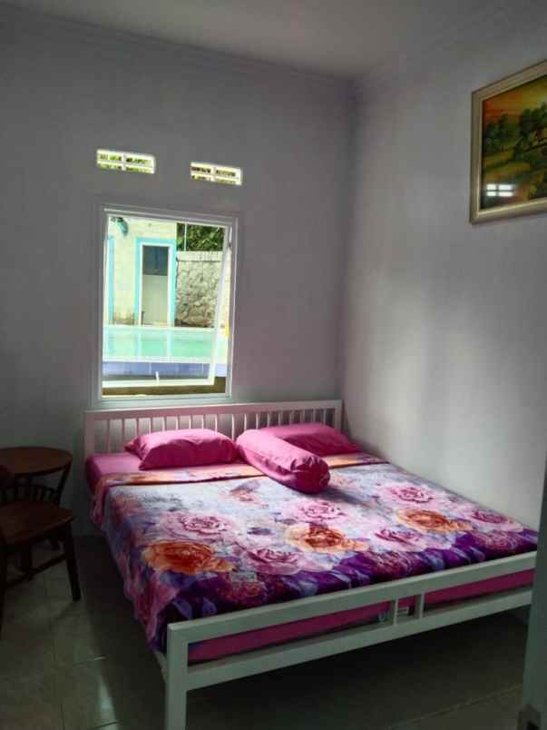 villa stadebar cisarua puncak