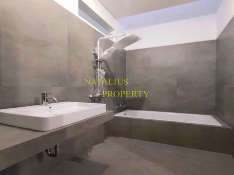 apartemen jati padang