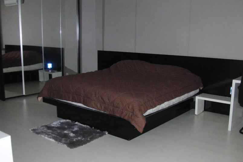 apartemen jl jend sudirman tanah