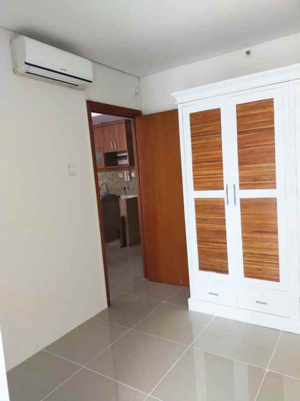 apartemen jl raya kalibata no 22 rt