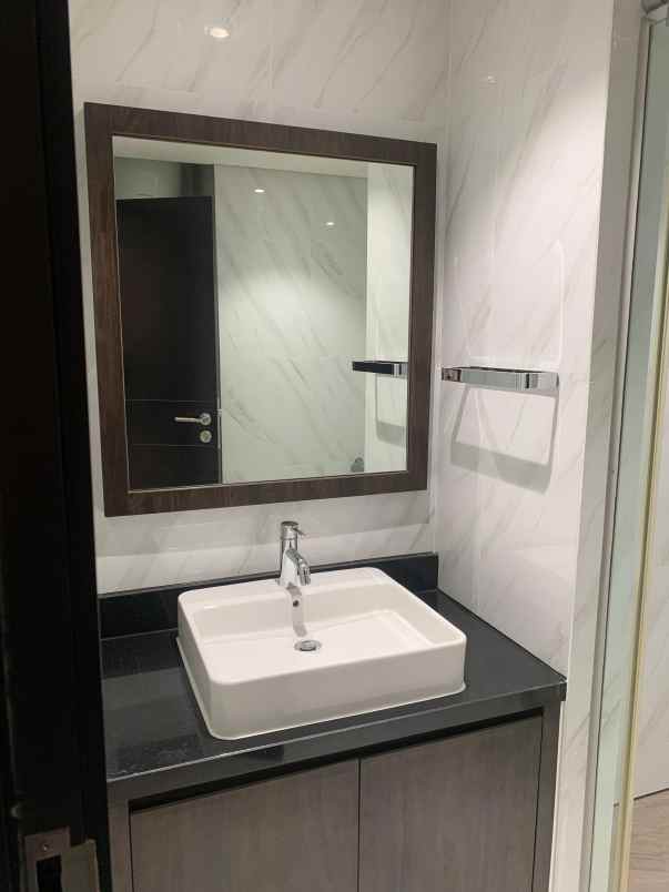 apartemen mewah branz full furnished