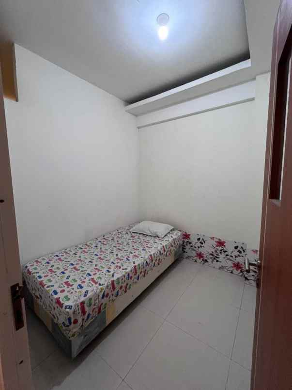 apartemen puncak dharmahusada 2br dekat lift furnish