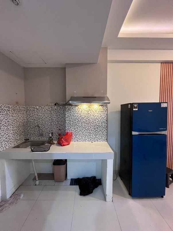 apartemen puncak dharmahusada 2br dekat lift furnish