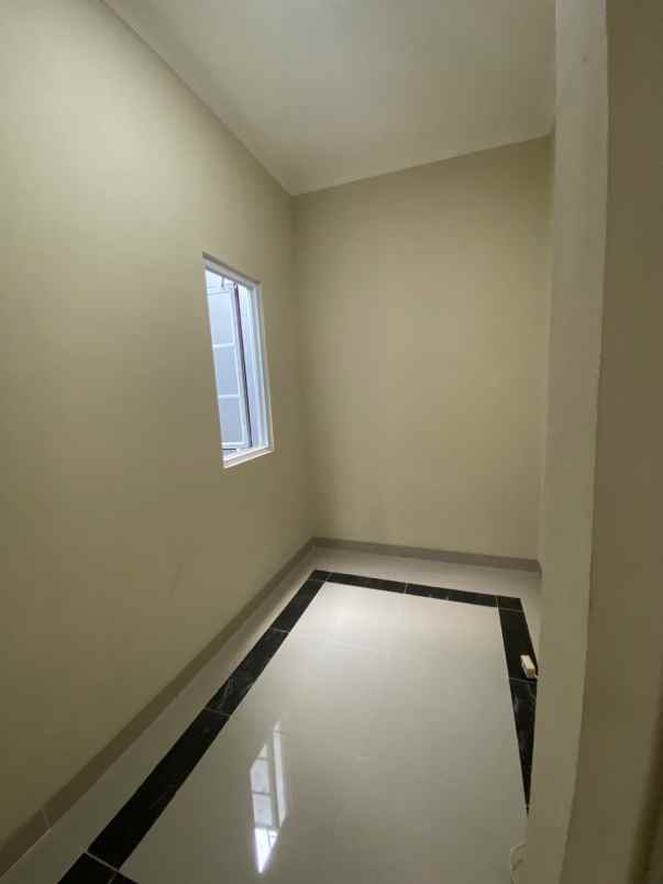 bonus kitchen set rumah murah didepok