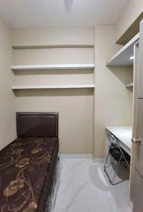 di sewa kan green pramuka city 2br siap huni