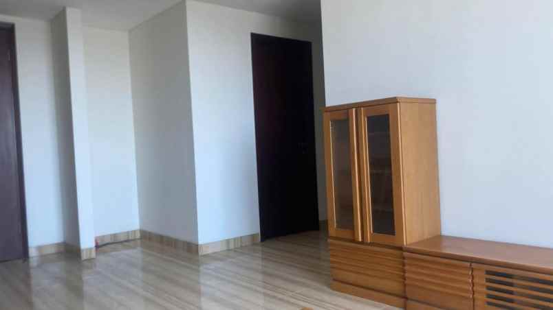 dijual apartemen grand sungkono lagoon