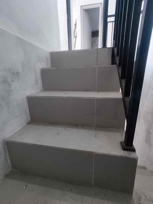 dijual cluster kayu gede permai 2 termurah unit ready