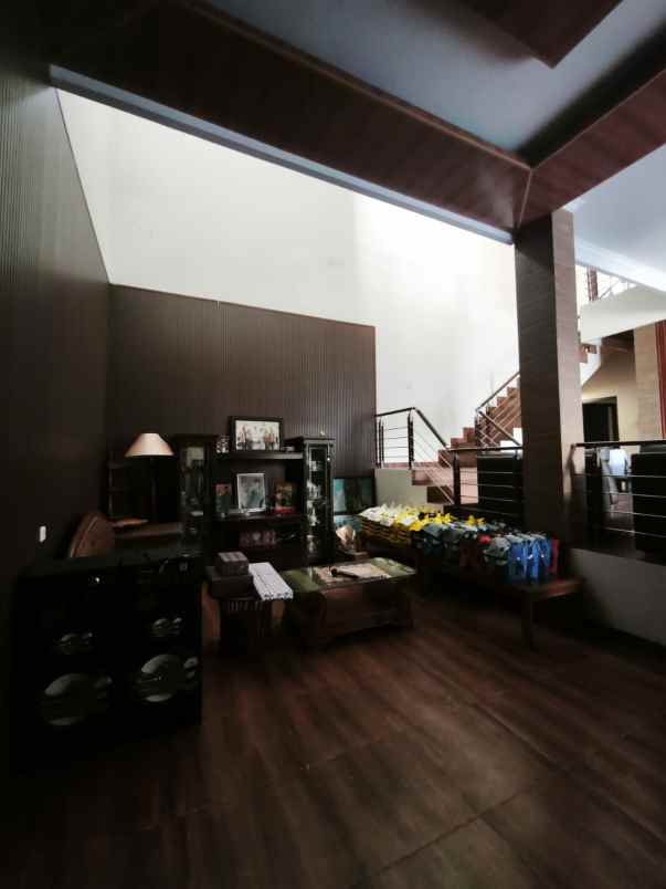 dijual kost rumah kost an mewah jl