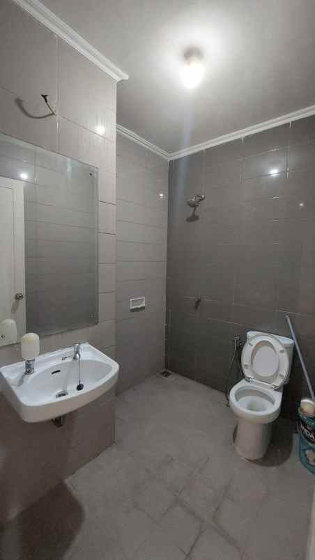 dijual murah ruko sentra niaga green lake city