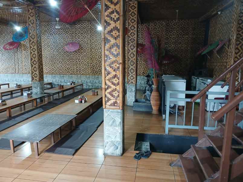 dijual resto ayam mercon ceger jakarta