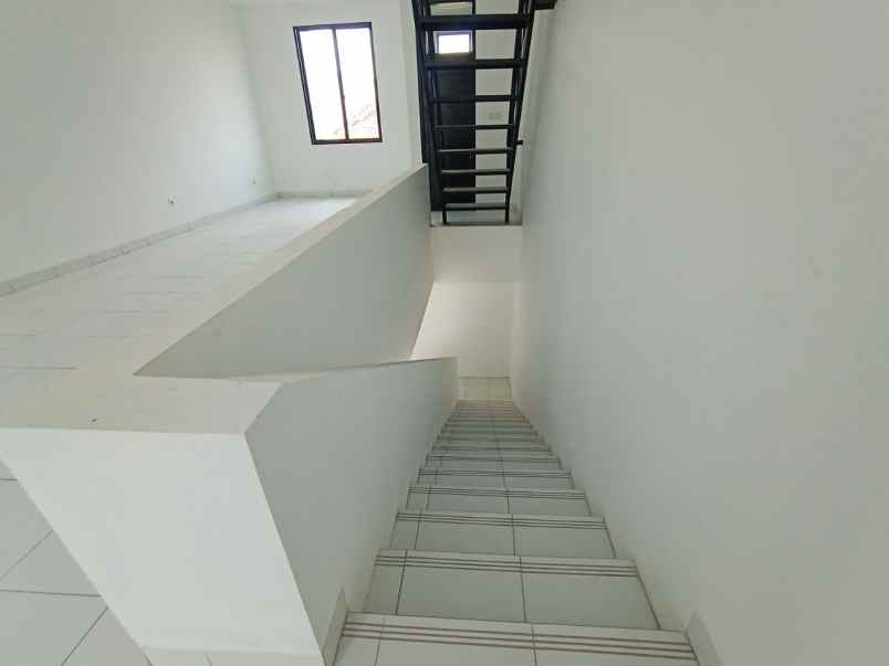 dijual ruko gudang kantor cibaduyut raya