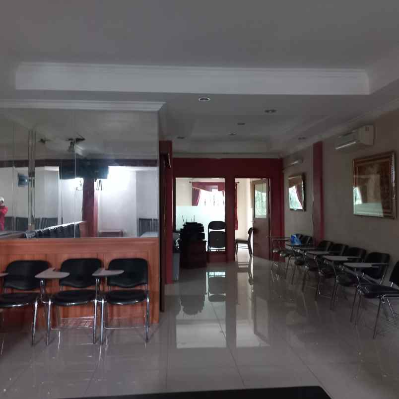 dijual ruko gudang kantor harapan baru regency