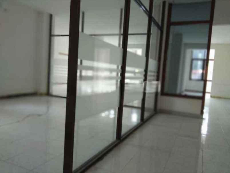 dijual ruko gudang kantor jalan raya diponegoro