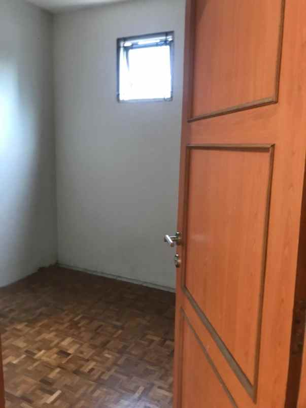 dijual ruko gudang kantor jl hj tutty alawiyah