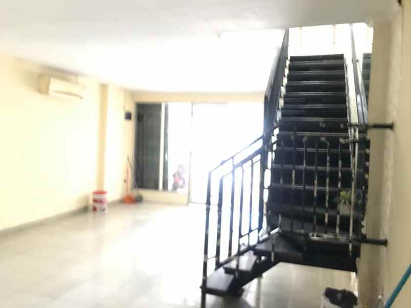 dijual ruko gudang kantor jl hj tutty alawiyah