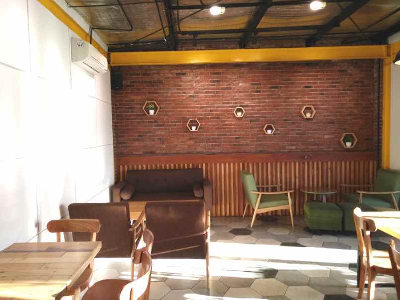dijual ruko gudang kantor jl raya manyar