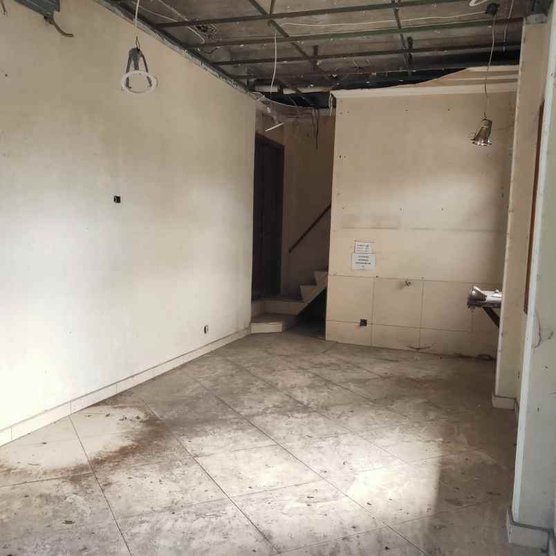 dijual ruko gudang kantor lebak bulus cilandak