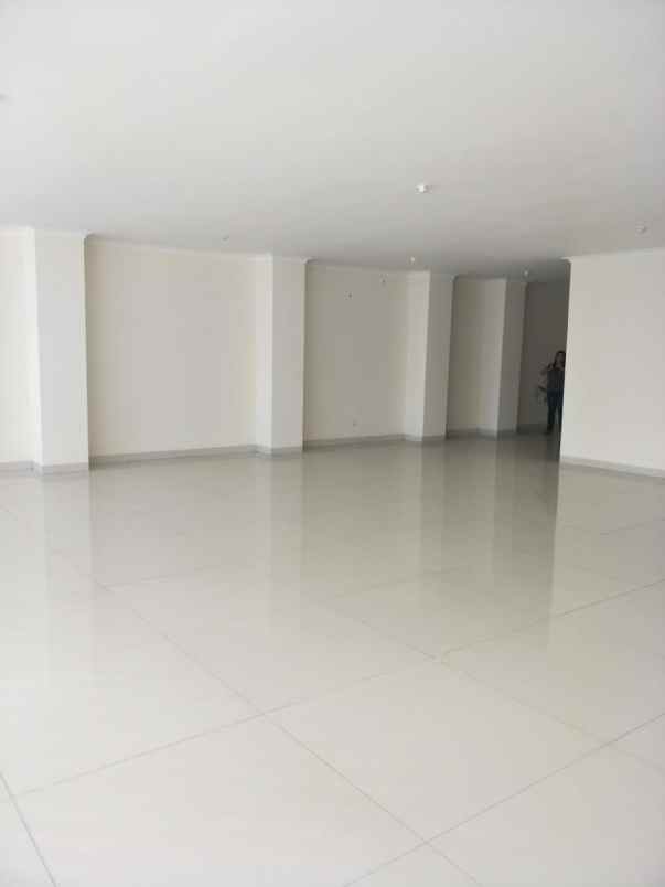 dijual ruko gudang kantor mega office park harapan