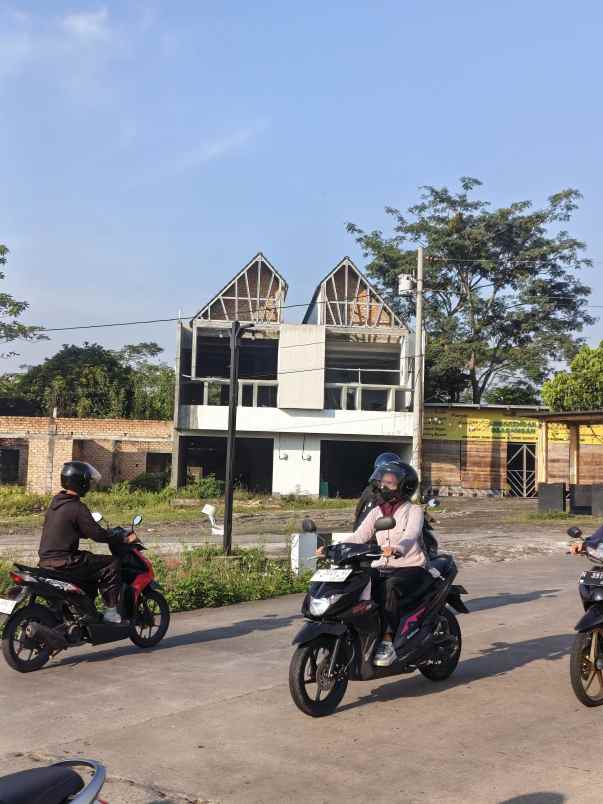 dijual ruko gudang kantor untung suropati