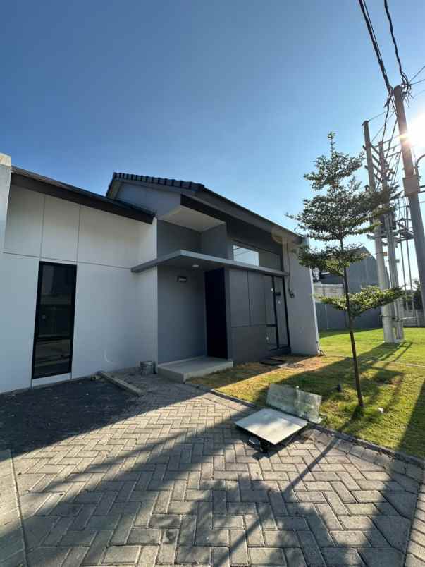 dijual rumah 1 lantai park sunrise dekat rungkut