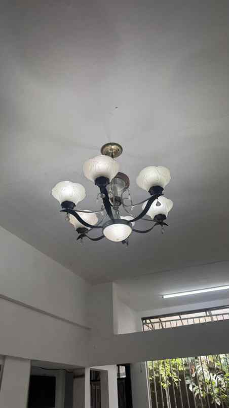 dijual rumah 2 lantai pejaten timur jakarta selatan