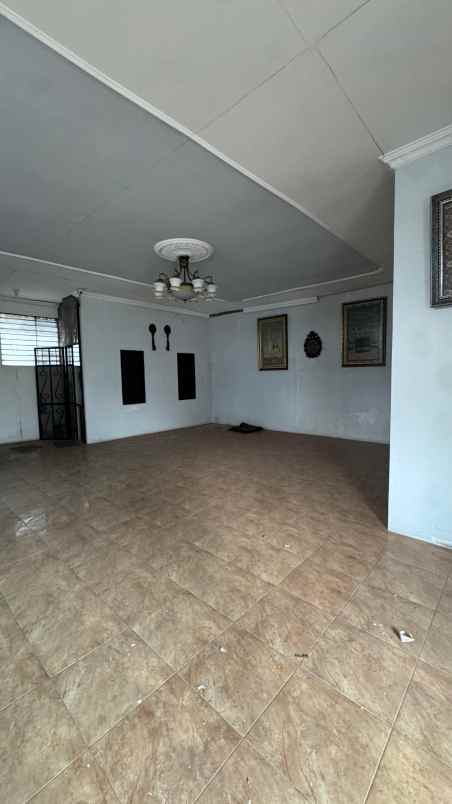dijual rumah 2 lantai pejaten timur jakarta selatan