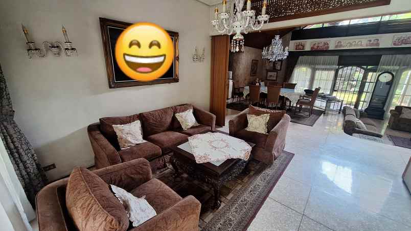 dijual rumah 2 lantai wilayah menteng dalam