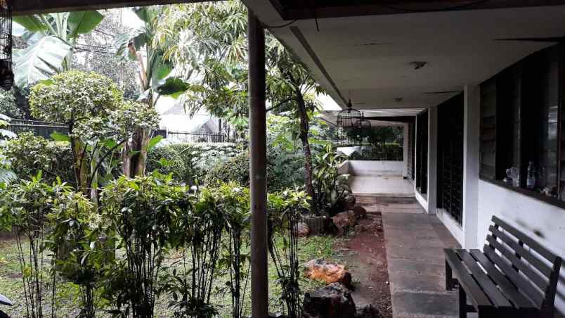 dijual rumah arteri pondok indah