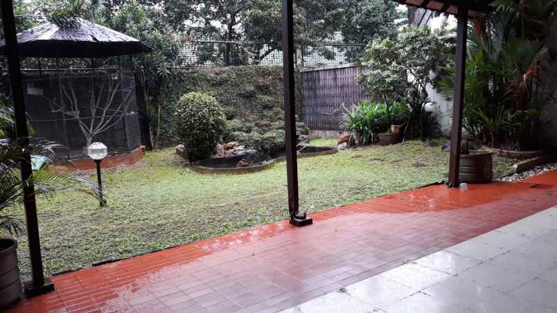 dijual rumah arteri pondok indah