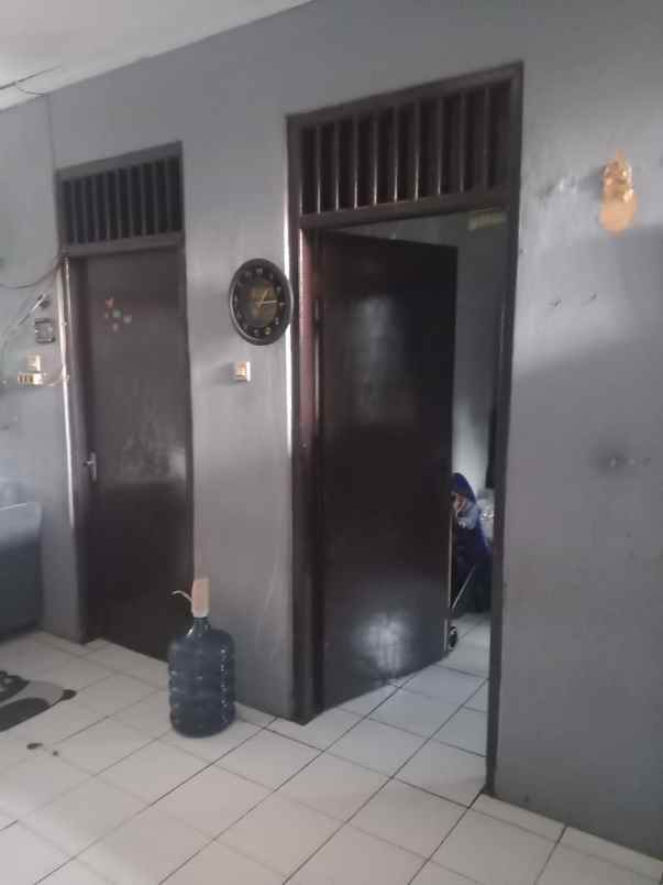 dijual rumah balekambang