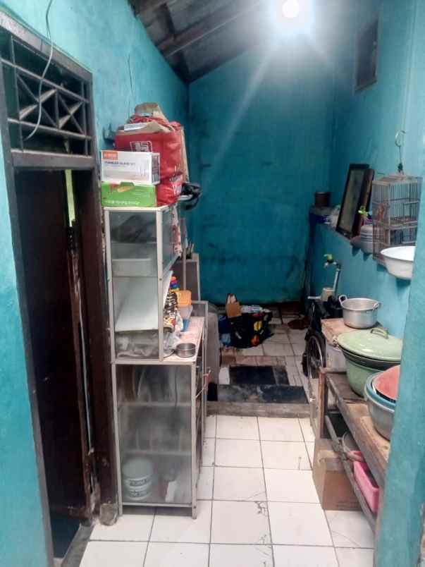dijual rumah balekambang