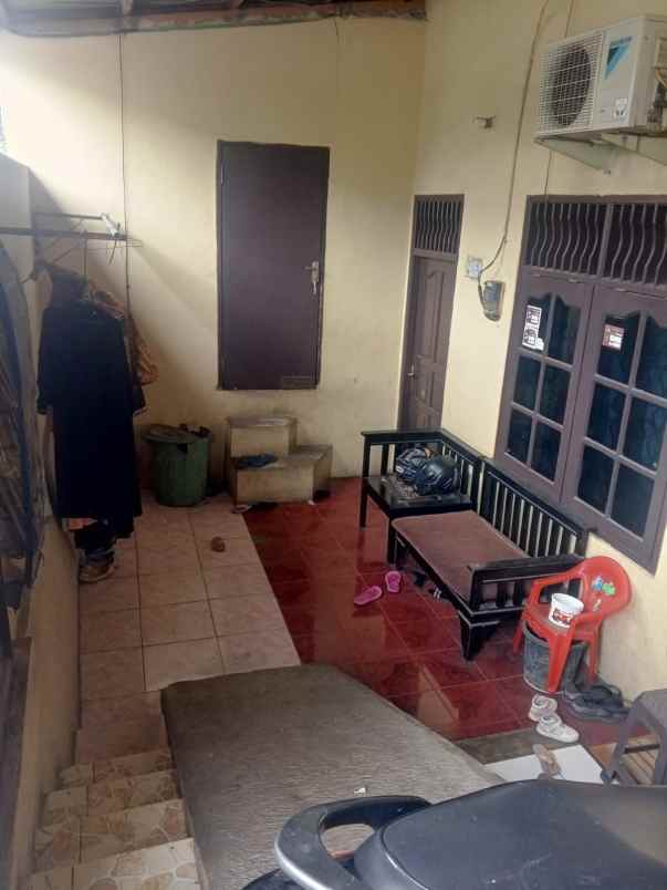 dijual rumah balekambang