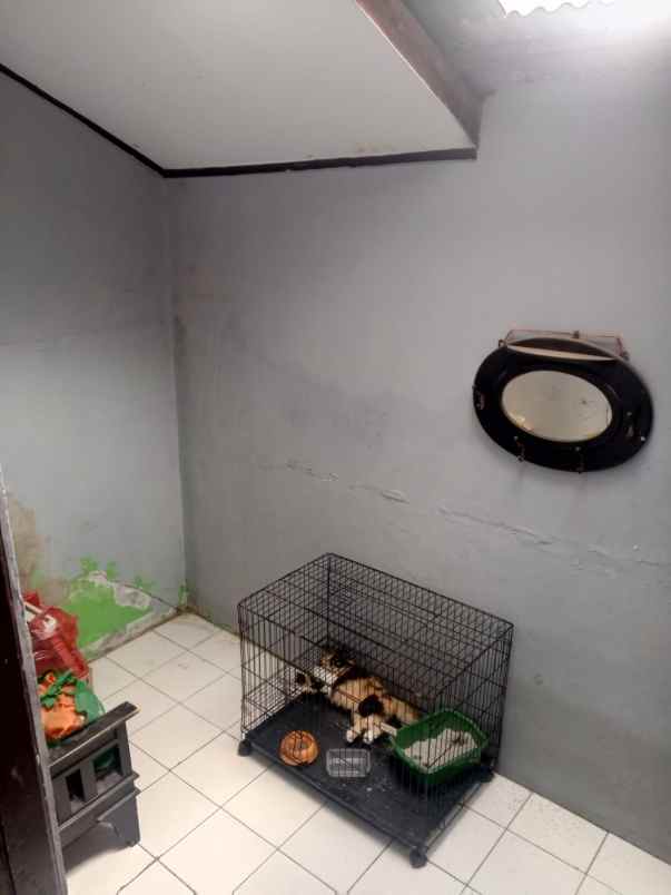dijual rumah balekambang