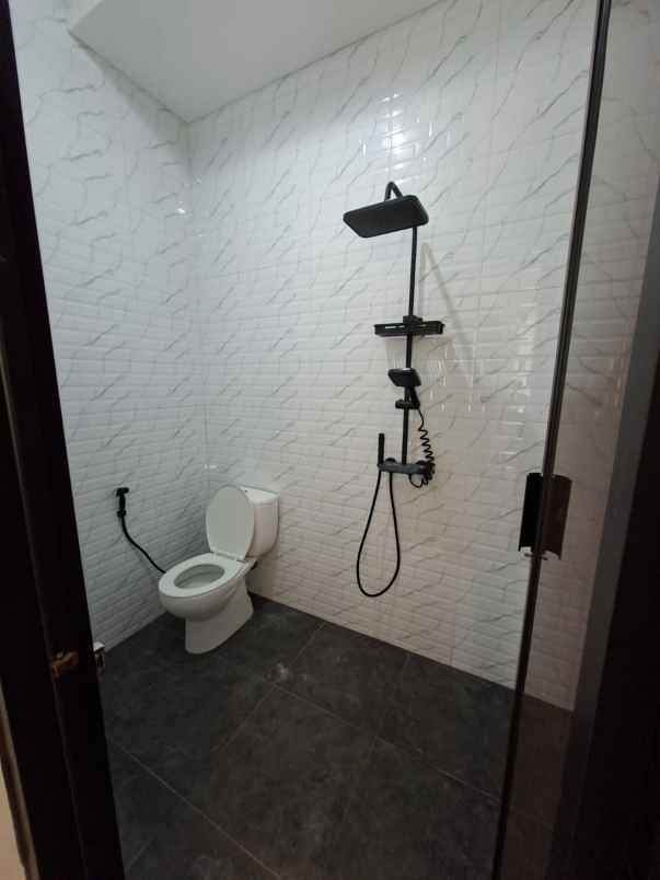 dijual rumah baru lokasi sawojajar 2 malang