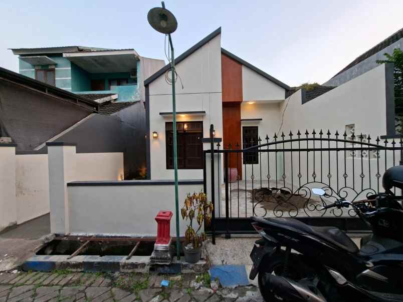dijual rumah baru lokasi sawojajar 2 malang