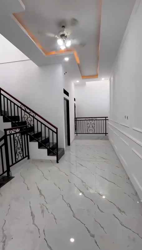 dijual rumah batu ampar kramatjati