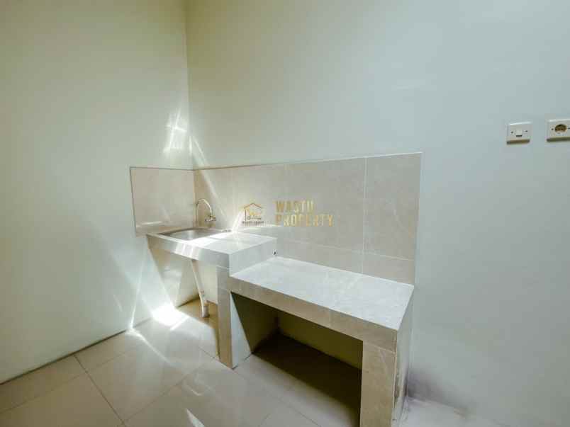 dijual rumah baturetno