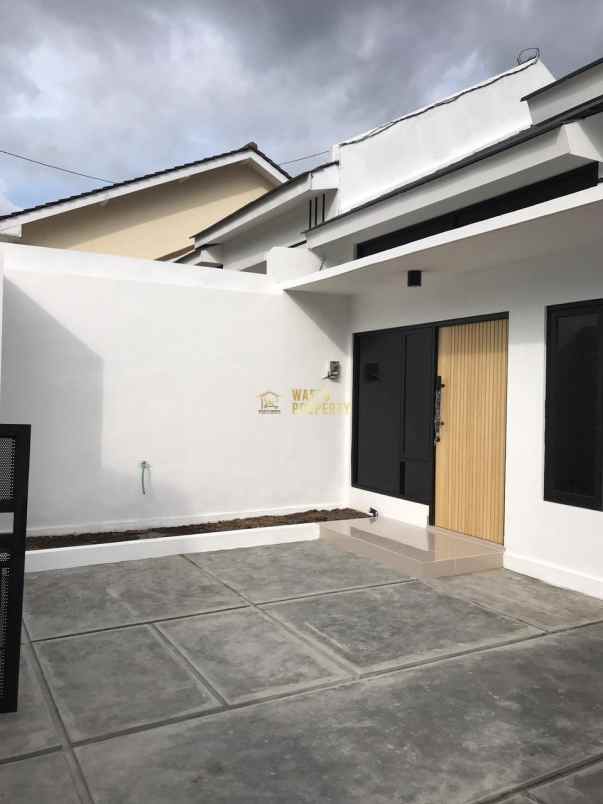 dijual rumah caturharjo