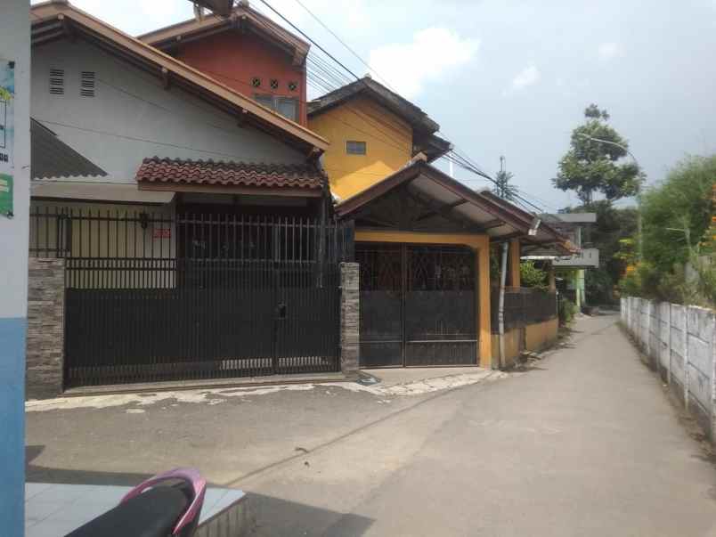 dijual rumah cigugur