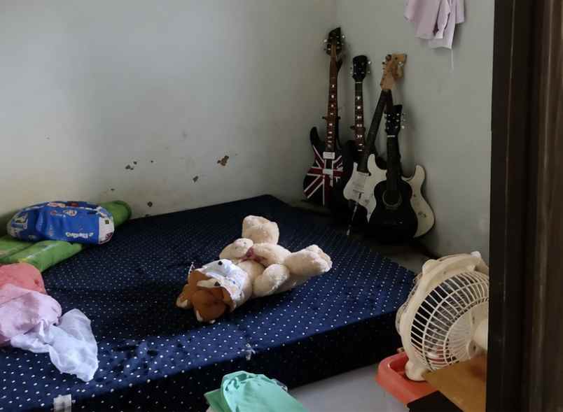 dijual rumah cinangka sawangan depok
